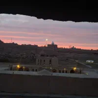 اقامتگاه کاروانسرای ایزدخواست اباده
