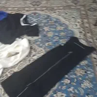 تعداد زیادی لباس ومانتو سایز ۴۰ تا ۴۲