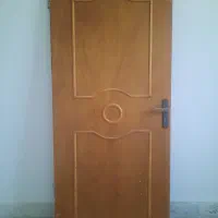درب چوبی اتاق و چهارچوب کمد دیواری