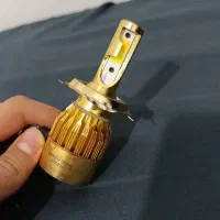 یک عدد هدلایت هفت رنگ