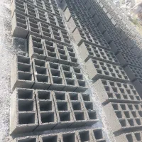 بلوک زن ماهر و کار بلد