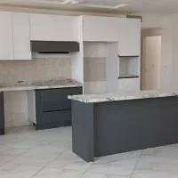 آپارتمان-خوش-نقشه-با-نورگیر-عالی