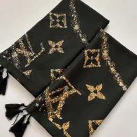 روسری نخی وال ترک زمینه مشکی