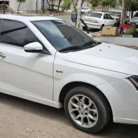 دنا پلاس ۶ دنده توربواپشنال ۴۰۲ تمام رنگ شاسی سالم