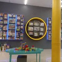 به فروشنده آقا برای شیفت عصر