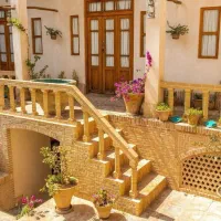 1000-متر-خانه-باغ-قصردشت