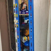 کمد اسباب بازی ، کتابخانه با طبقات شیشه ای