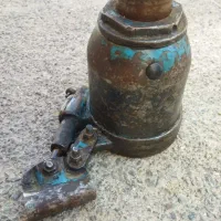 جک روغنی اتوبوسی وگریس پمپ