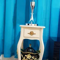 زیر تلفن