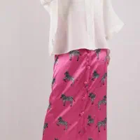 روسری و دامن  ساتن جذاب و نرم