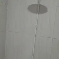 شیر آب و دوش حمام
