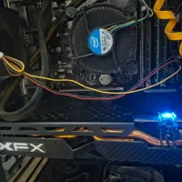 کیس گیمینگ و مانیتور