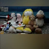 ۳۰ عدد عروسک بزرگ وکوچک وفرش کودک