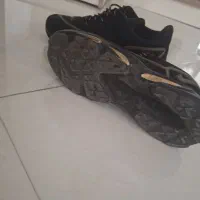 کتونی سایز ۴۰
