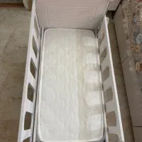 تخت خواب گهواره دارهمراه خوش خواب