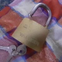قفل اویز تنسیر اصلا استفاده نشده