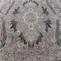 یک تخته فرش ۱۲متری ۷۰۰شانه طرح ابتین