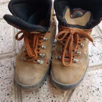 کفش کوه نوردی سایز 39