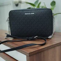 کیف مایکل کورس تمیز