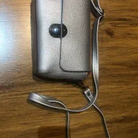 کیف نقره‌ای جادار