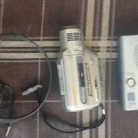واکمن سونی  و دوربین قدیمی