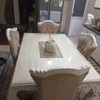 میز ناهار خوری شش نفره