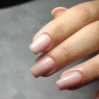 کاشت ناخن