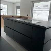 کابینت هایگلاس متری18.000.000 با هود و سینک و گاز