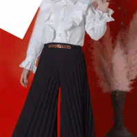 شومیز شلوار در پوشاک تعجب