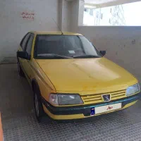 تاکسی روآ 90 سال
