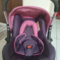 کریروصندلی ماشین درحد نو همراه با تور پشه بند