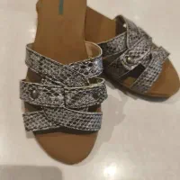 صندل از برند Bonetti.