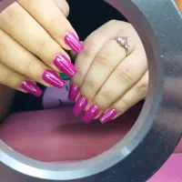 خدمات کاشت ناخن