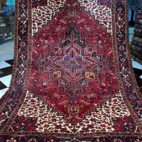 قالی عزیز طرح هندسی خاص