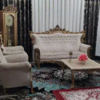 مبل سلطنتی