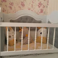 تخت بچه و نوزاد