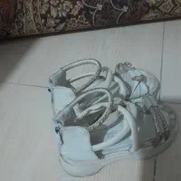 کفش بچگونه