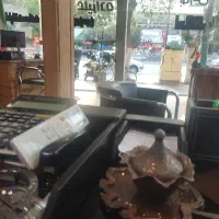 آبدارچی خدمات املاک