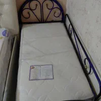 تخت فرفورژه و تشک بچگانه