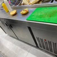 (خریدار)لوازم آبمیوه فروشی و شیرینی فروشی همه اقلا