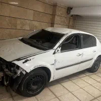 مگان 1600دنده‌ای مدل 90