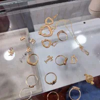 طلای دسته دوم پایه ۲۰۰تا۳۰۰هزارتومان...