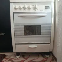 اجاق گاز فر دار در حد نو قیمت ۱۱۰۰۰۰۰۰