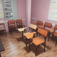 استخدام خانم مدرس زبان انگلیسی در سطح مبتدی