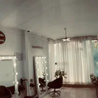 لوازم ارایشگاه زنانه دست دو