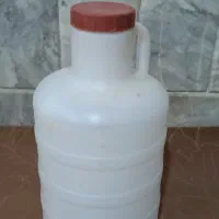 دبه خیارشور نو  وبطری یک لیتری نو برای خیارشور