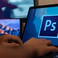 استخدام همکار خانم