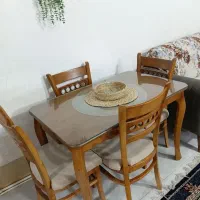 میز نهار خوری چهار نفره