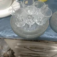 یک دست استکان چایی خوری بفروش میرسد