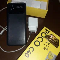 پوکو c40
